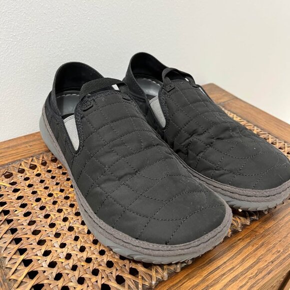 Size 8 Women's Black Merrell Quilted Hut Moc Slip On Ultra-Lightweight Shoes - Picture 2 of 7